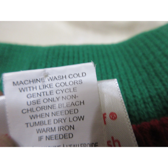 Christmas Sweater "Elf on the Shelf" Logo Green & Red Logo Ladies M - Picture 9 of 10
